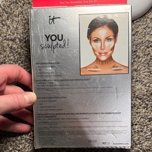 IT Cosmetics You Sculpted Contour Kit with Brush - Picture 6 of 8